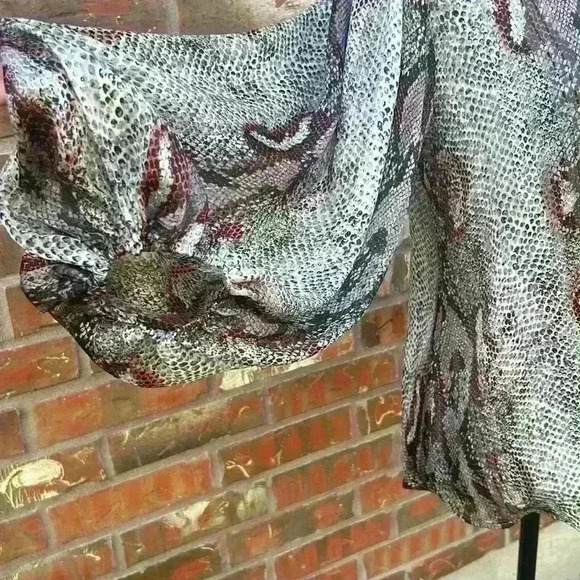 Adrienne Snake Print Blouse - Picture 7 of 7